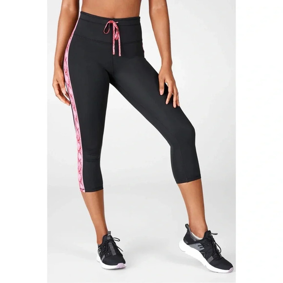 Fabletics High-Waisted Ultracool Side Stripe Crop Python Leggings - Picture 1 of 14